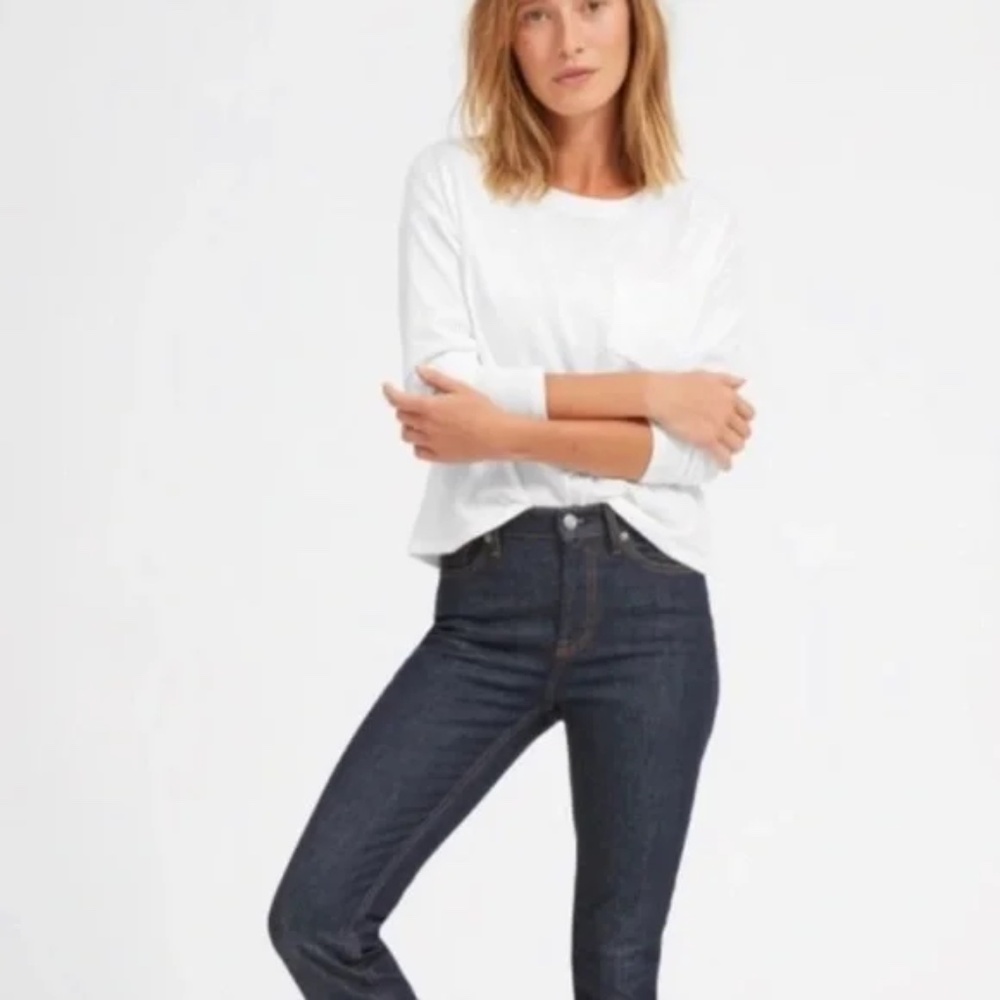 Everlane Womens The Organic Cotton Long-Sleeve Pocket Tee White XS